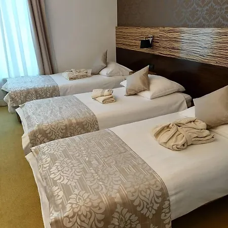 Отель Gold Club Айдовшчина