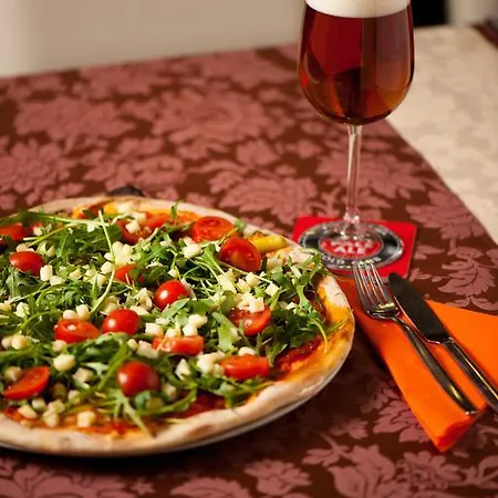 Hotel Gold Club & Casino