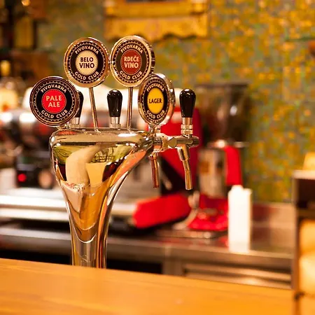 Hotel Gold Club & Casino