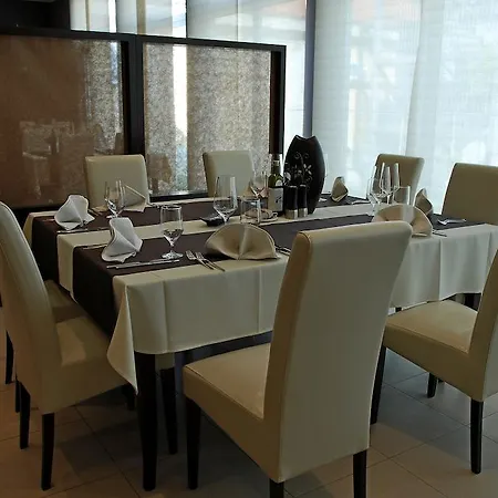 Hotel Gold Club & Casino 3*