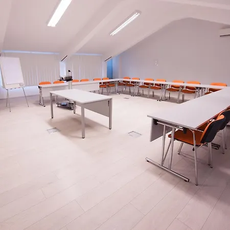 Hotel Gold Club & Casino 3*