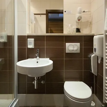 Hotel Gold Club & Casino 3*