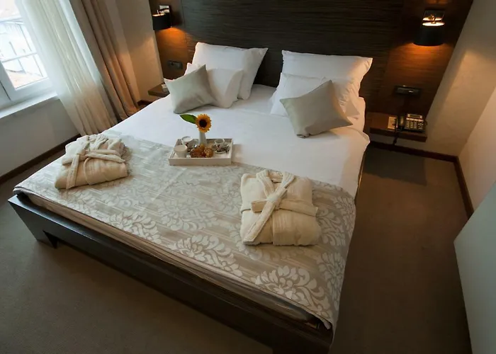 Hotel Gold Club & Casino 3*