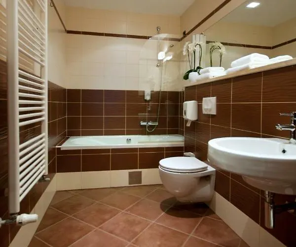 Gold Club & Casino 3* Ajdovščina